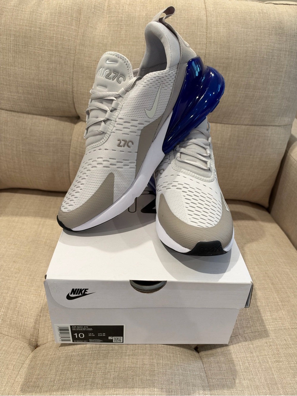 NIB Nike Air Max 270 Vast Grey Summit White Racer Blue Men's Size 10M
